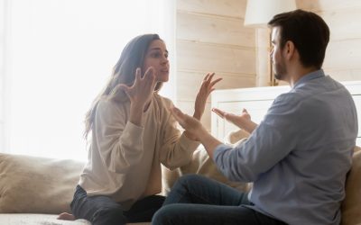 Is There Such A Thing As A “Healthy” Marital Fight? Experts Say Yes & Explain How to Tell the Difference