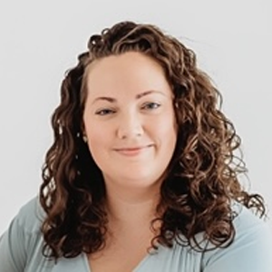 Sarah Ross, LICSW Sarah Ross, LICSW